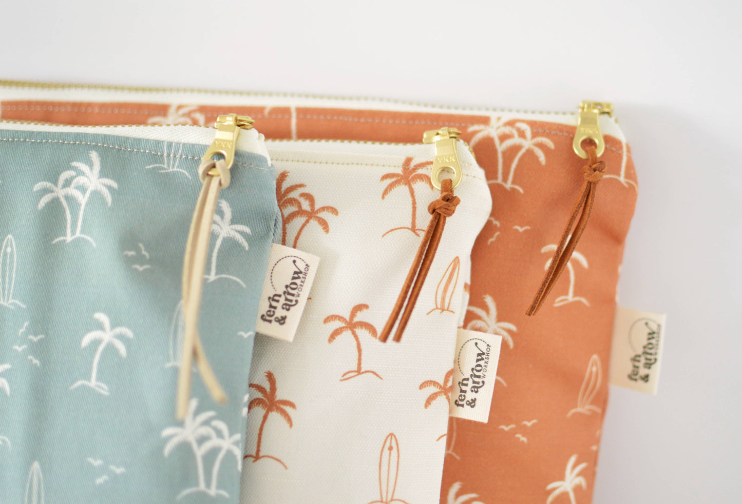 Palms Surf Zipper Pouch - White Rust: Coin Purse