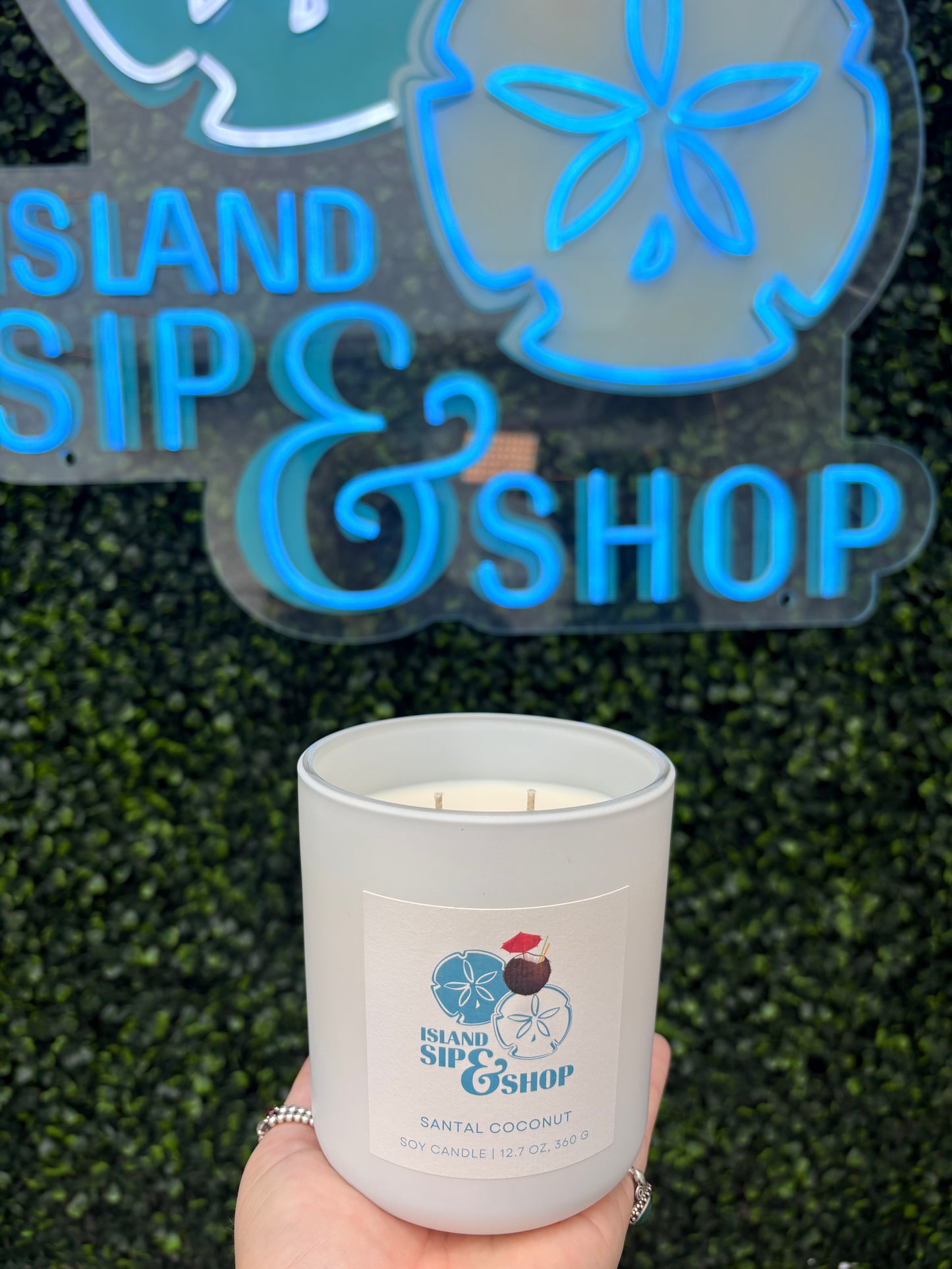 Island Sip & Shop Signature Scent Candle