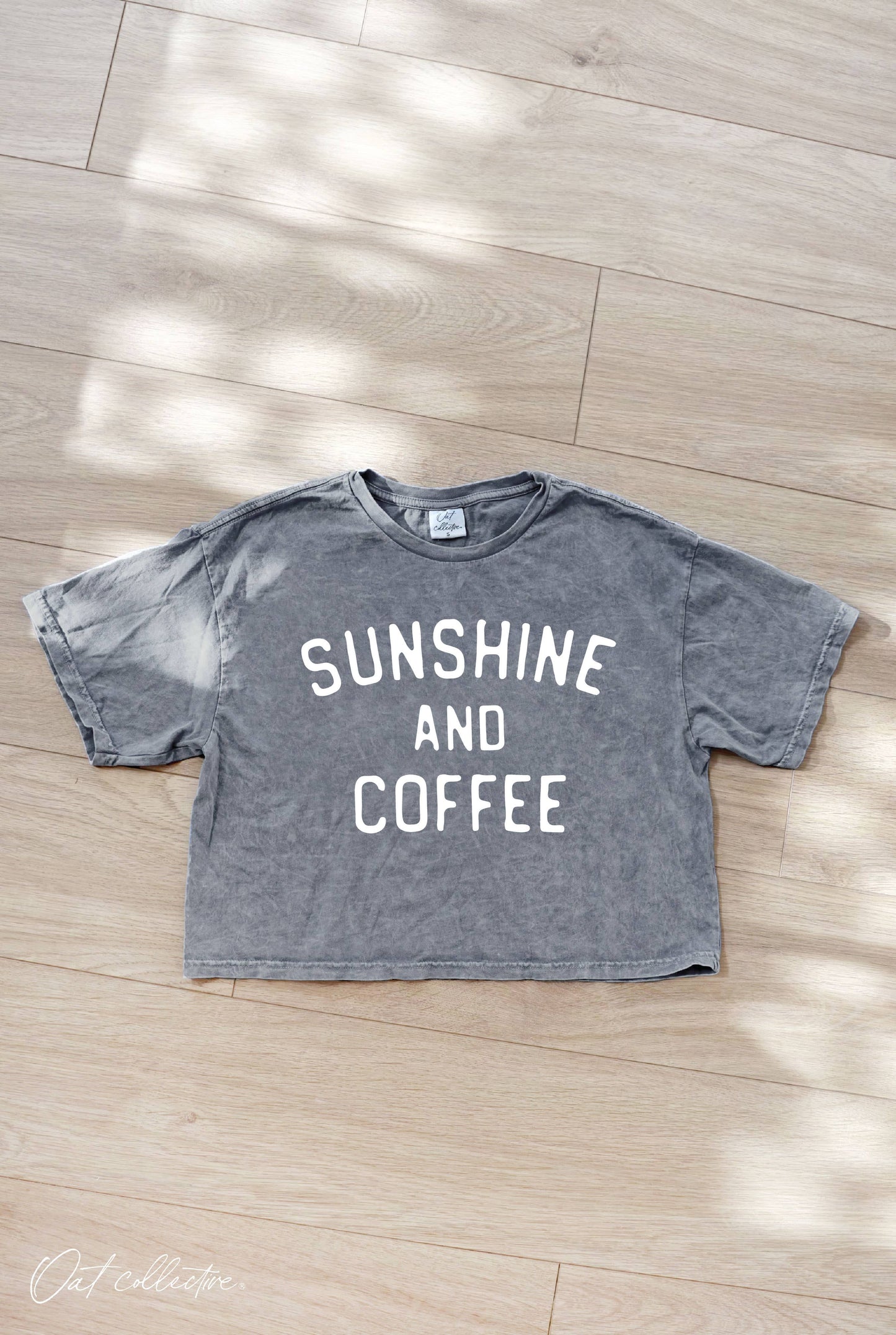 SUNSHINE AND COFFEE Cropped Mineral Washed Graphic Top
: MINERAL BLACK / XL