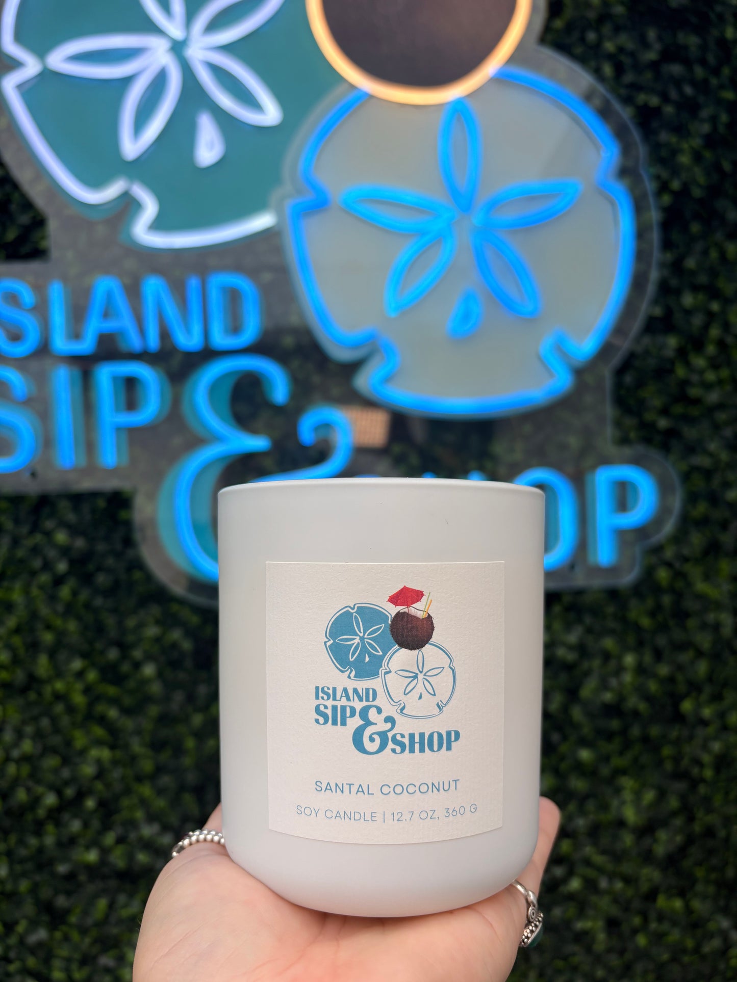 Island Sip & Shop Signature Scent Candle