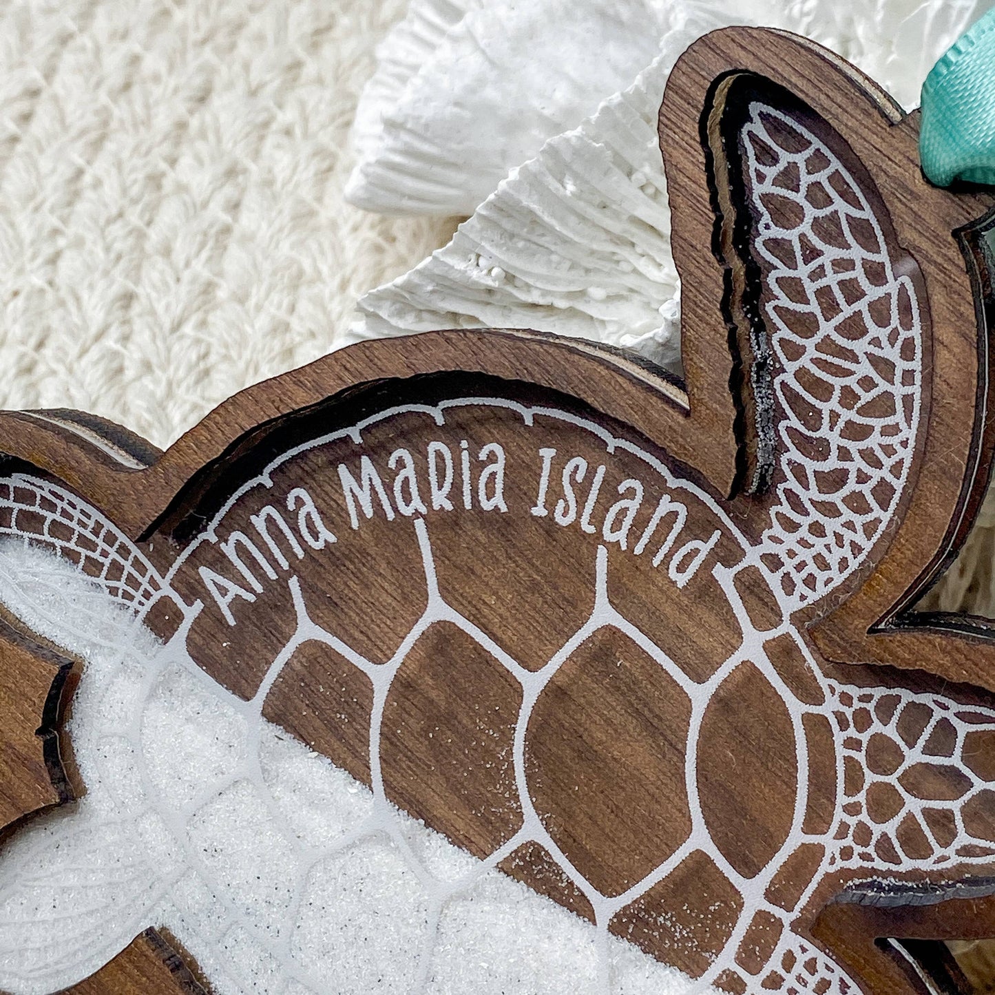 Coastal Sand Keepsake Ornament - Starter Set with Display: Yes / Yes