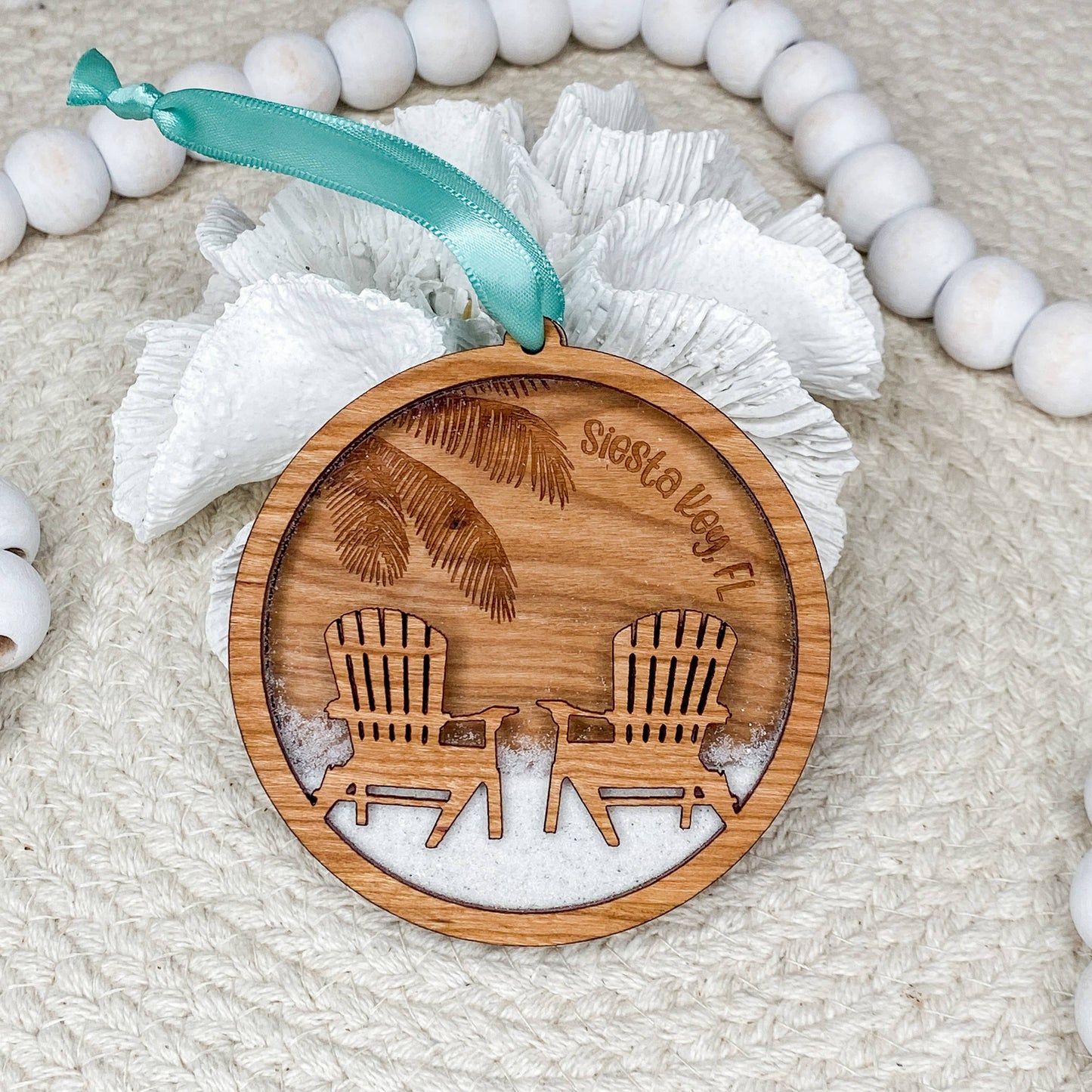 Coastal Sand Keepsake Ornament - Starter Set with Display: Yes / Yes